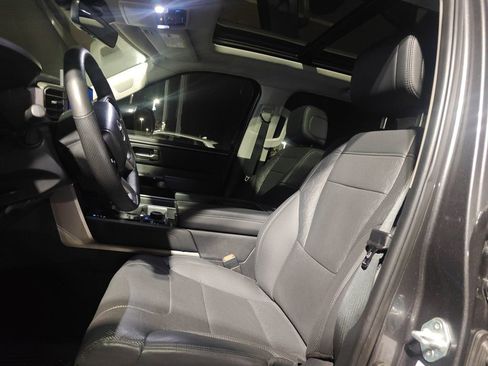 Used 2024 Toyota Tundra Limited image 8