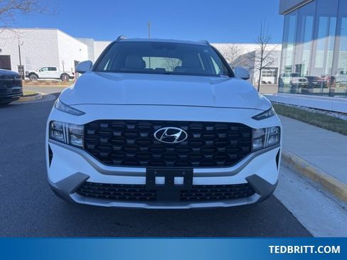 Used 2023 Hyundai Santa Fe SEL image 2