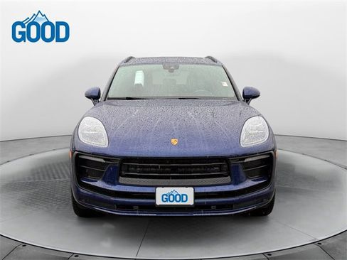 Used 2022 Porsche Macan image 8