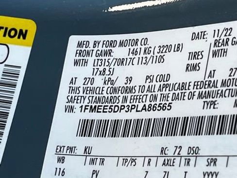 Used 2023 Ford Bronco Wildtrak image 29