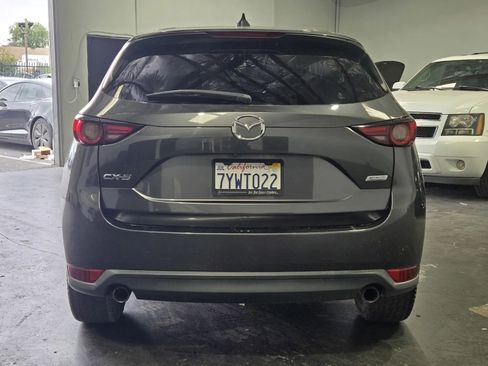 Used 2017 MAZDA CX-5 Grand Touring FWD image 3