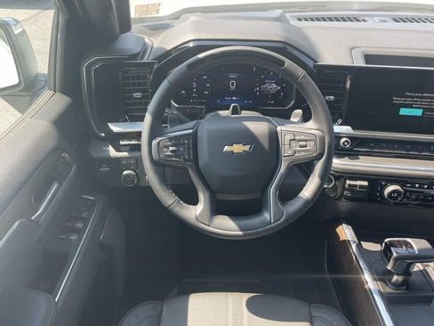 New 2026 Chevrolet Silverado 1500 High Country AWD/4WD image 13