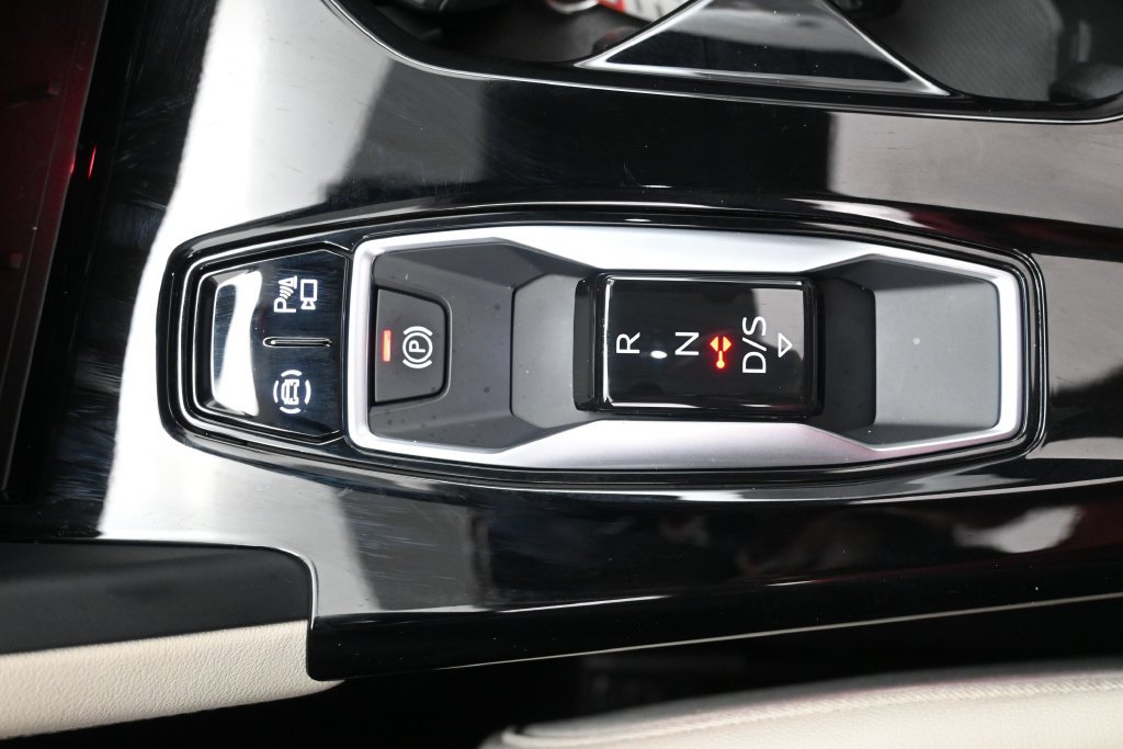 Used 2025 Audi Q5 Premium Plus AWD/4WD image 22