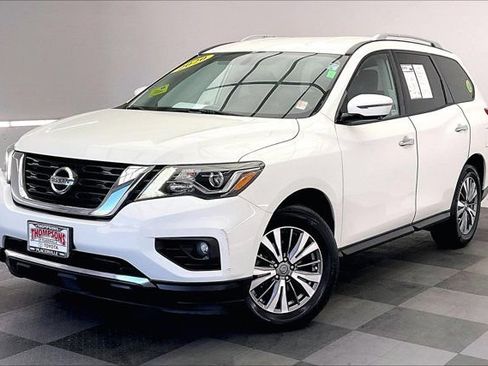 Used 2020 Nissan Pathfinder SL AWD/4WD image 12