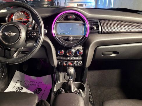 Used 2015 MINI Cooper S image 22