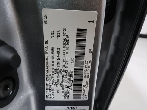 Used 2026 Toyota Tundra Platinum AWD/4WD image 33