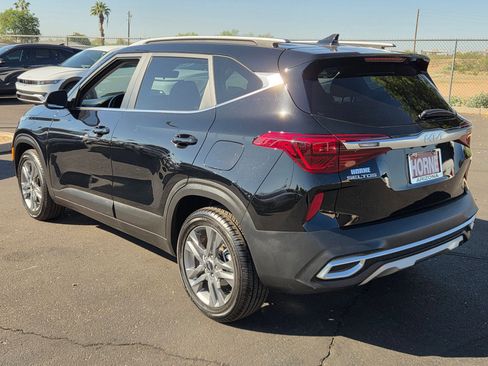 Used 2023 Kia Seltos S image 8