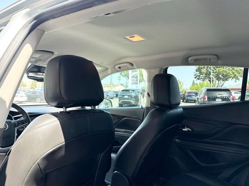 Used 2021 Buick Encore Preferred w/ Safety Package FWD image 15