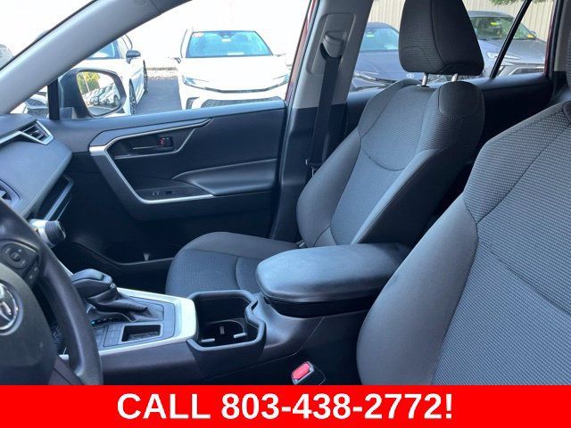 Used 2024 Toyota RAV4 LE FWD image 8