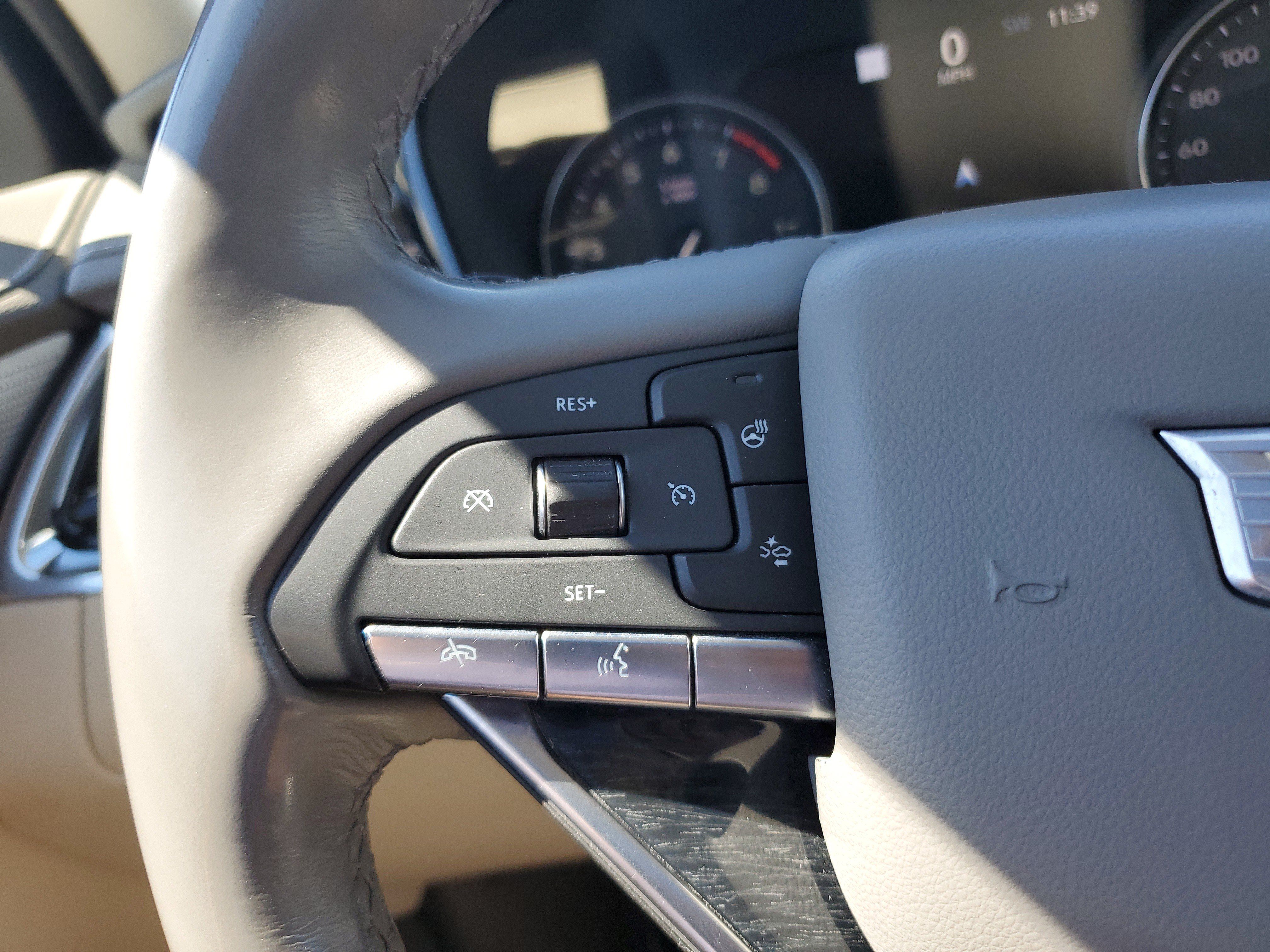 Used 2021 Cadillac XT6 Premium Luxury FWD image 22