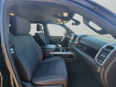 Used 2023 RAM 1500 Big Horn AWD/4WD image 33