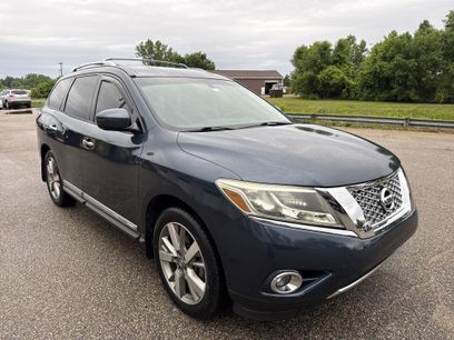 Used 2014 Nissan Pathfinder Platinum