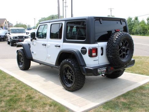 Used 2025 Jeep Wrangler Unlimited Sport S 4xe AWD/4WD image 32