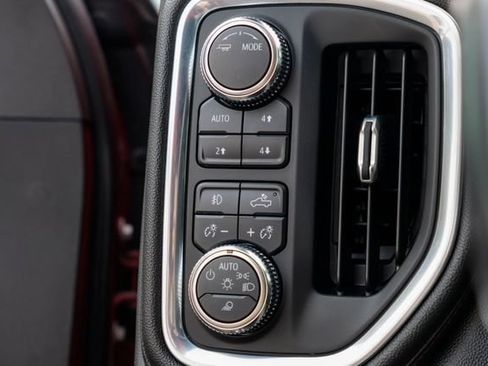 Used 2021 GMC Sierra 1500 AT4 w/ AT4 Premium Package AWD/4WD image 20