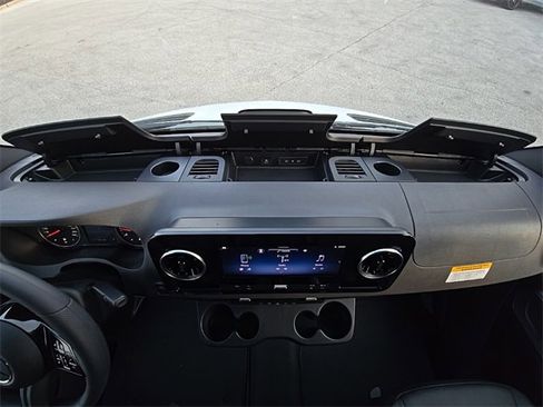 New 2025 Mercedes-Benz Sprinter 2500 image 19