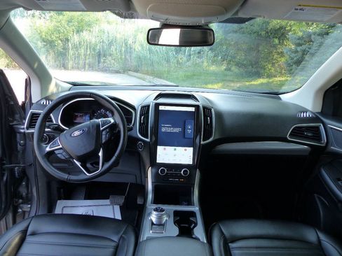 Used 2021 Ford Edge SEL w/ Convenience Package AWD/4WD image 37