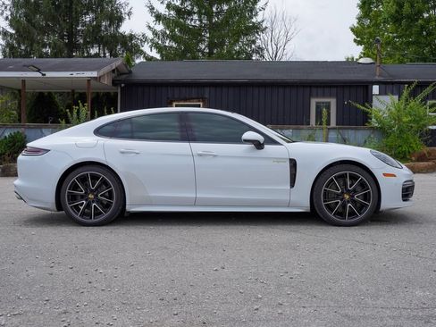 Used 2020 Porsche Panamera 4 AWD/4WD image 8