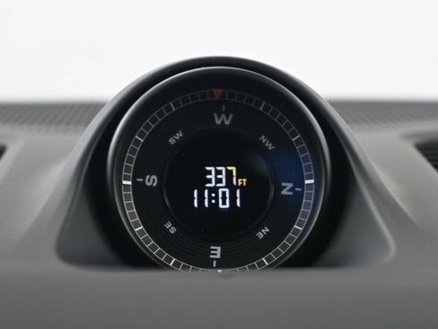 Certified 2026 Porsche Cayenne E-Hybrid Coupe AWD/4WD image 12