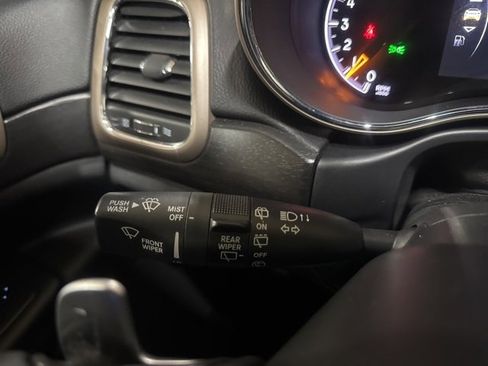 Used 2017 Jeep Grand Cherokee Laredo w/ Quick Order Package 23E image 26