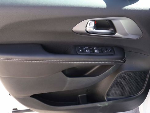 New 2026 Chrysler Voyager LX FWD image 7