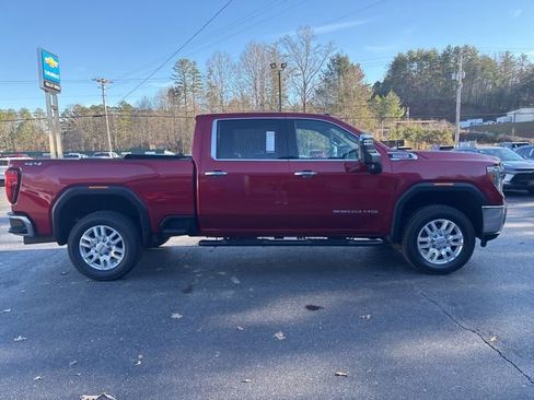 Used 2023 GMC Sierra 2500 SLT w/ SLT Convenience Package image 3