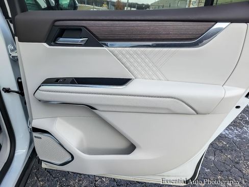 Used 2024 GMC Acadia Denali w/ LPO, Floor Liner Package image 23