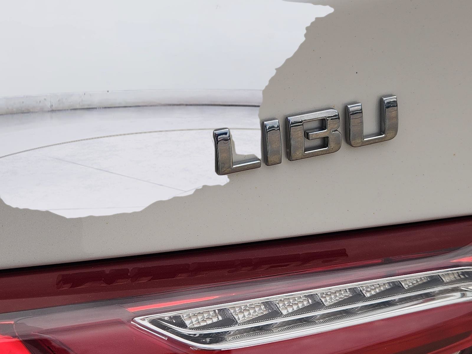 Used 2019 Chevrolet Malibu LT w/ LT Plus Package FWD image 12