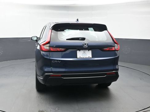 Used 2024 Honda CR-V LX image 5