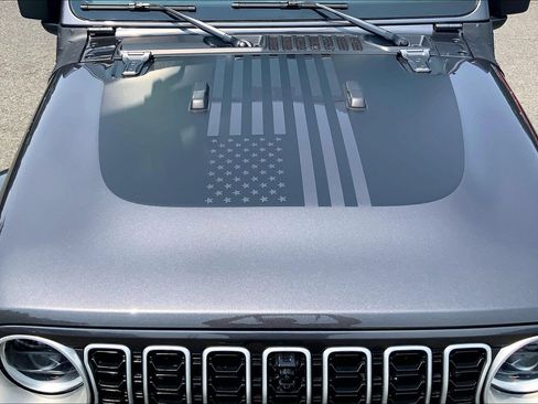 Certified 2025 Jeep Wrangler Unlimited Sahara w/ Safety Group AWD/4WD image 27