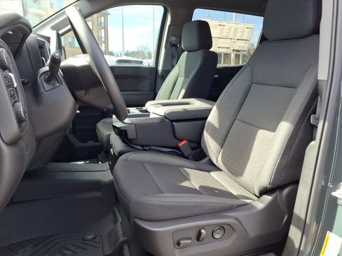 New 2026 Chevrolet Silverado 1500 Custom Trail Boss w/ Dark Appearance Package image 17