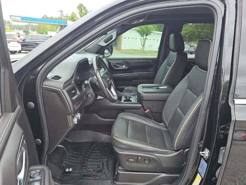 Used 2022 GMC Yukon SLT w/ SLT Premium Package AWD/4WD image 5