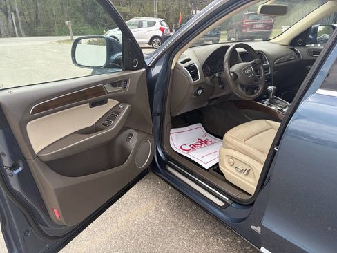 Used 2016 Audi Q5 2.0T Premium Plus w/ Technology Package AWD/4WD image 16