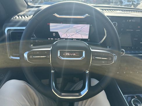 New 2026 GMC Canyon Elevation w/ Convenience Package image 17