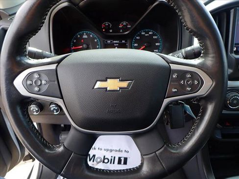 Used 2022 Chevrolet Colorado LT w/ LT Convenience Package image 12