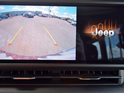 Used 2025 Jeep Wrangler Unlimited Sport AWD/4WD image 13