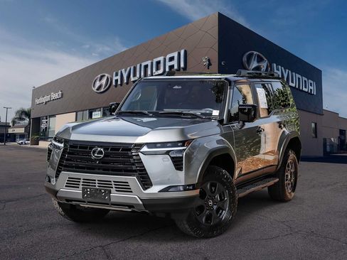Used 2025 Lexus GX 550 AWD/4WD image 1