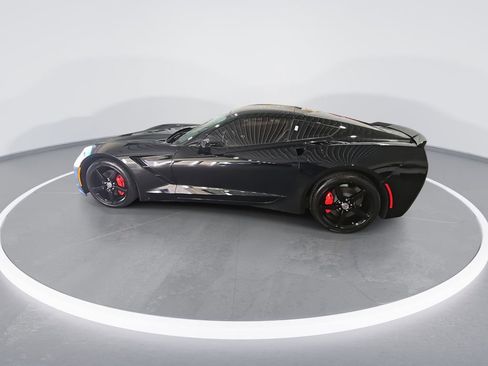 Used 2015 Chevrolet Corvette Stingray Coupe image 6