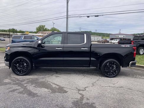 New 2026 Chevrolet Silverado 1500 LTZ w/ LTZ Convenience Package II AWD/4WD image 7