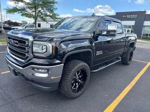 Used 2017 GMC Sierra 1500 SLE AWD/4WD image 2