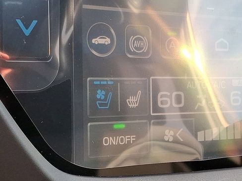 New 2025 Subaru Forester Touring w/ Popular Package - Touring image 16