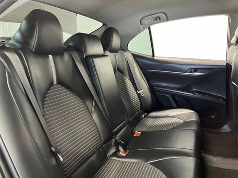 Used 2020 Toyota Camry SE AWD/4WD image 14