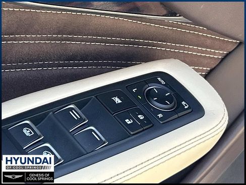 Used 2019 Lexus LS 500 AWD w/ Luxury Package image 18