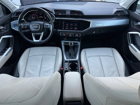 Used 2022 Audi Q3 2.0T Premium image 34