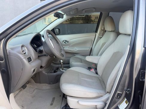 Used 2015 Nissan Versa SV FWD image 14