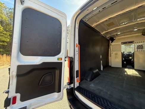 Used 2019 Ford Transit 150 148 Medium Roof image 23