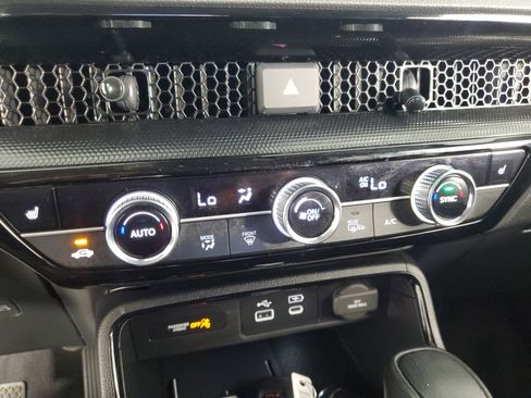 Certified 2024 Honda CR-V EX-L image 19