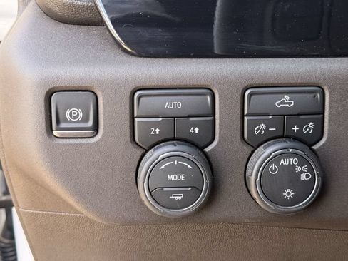 Used 2026 Chevrolet Silverado 1500 LT AWD/4WD image 23