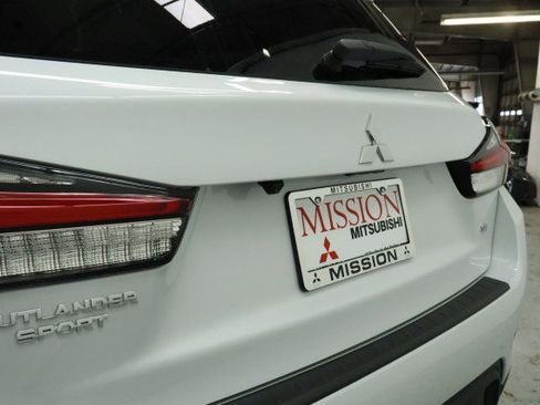New 2026 Mitsubishi Outlander Sport SE AWD/4WD image 4