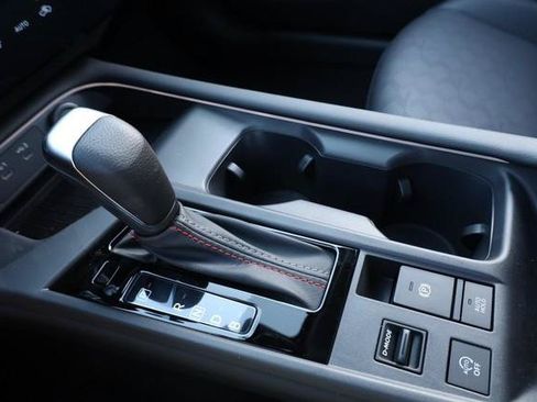 New 2026 Nissan Sentra SR FWD image 17