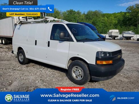 Used 2019 Chevrolet Express 2500 w/ Driver Convenience Package RWD image 5
